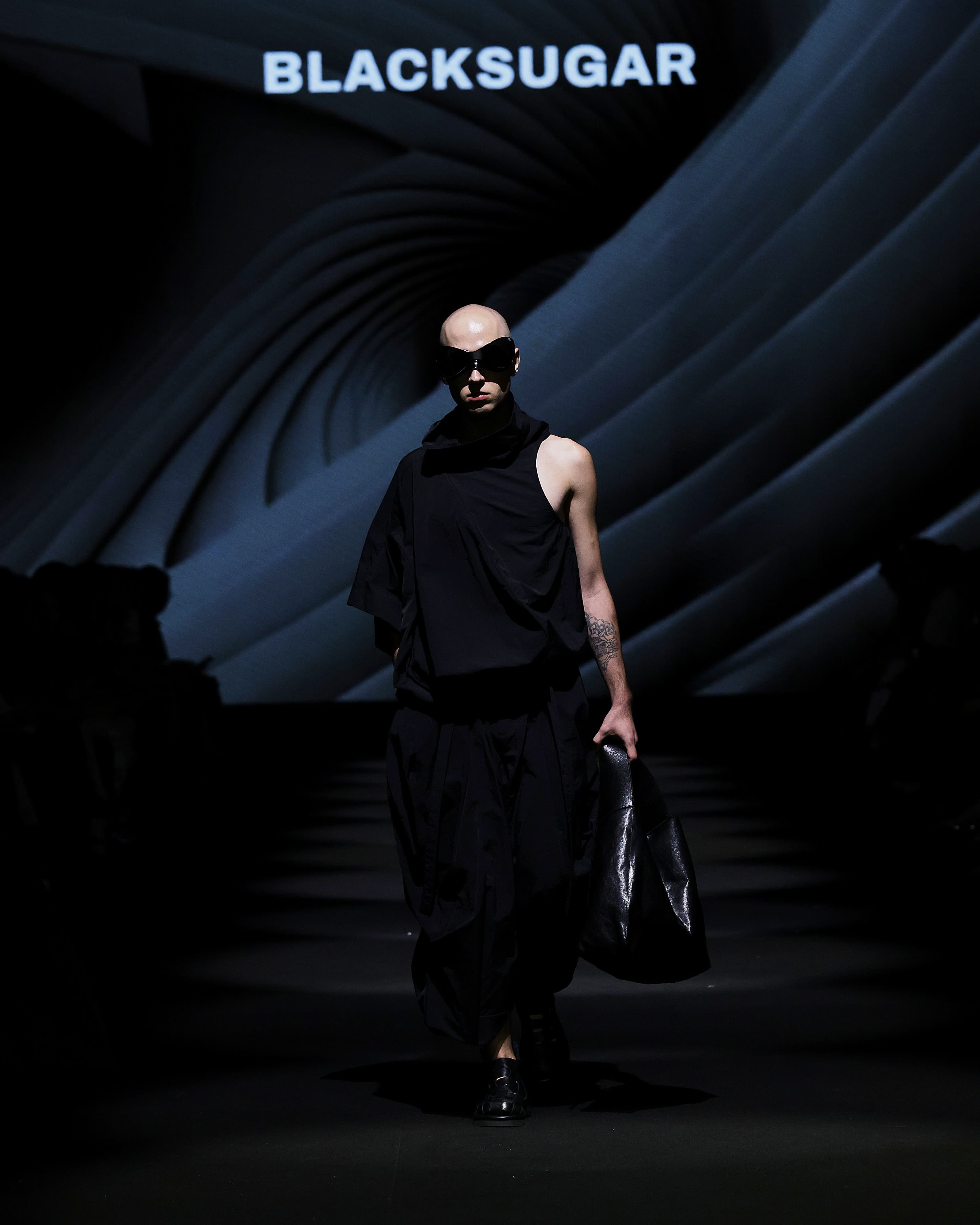 Social Buzz - BLACKSUGAR