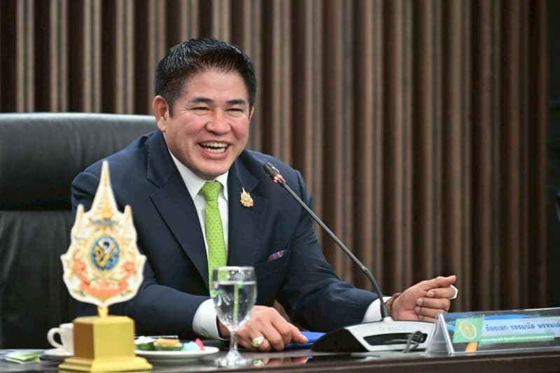 ธรรมนัส พรหมเผ่า