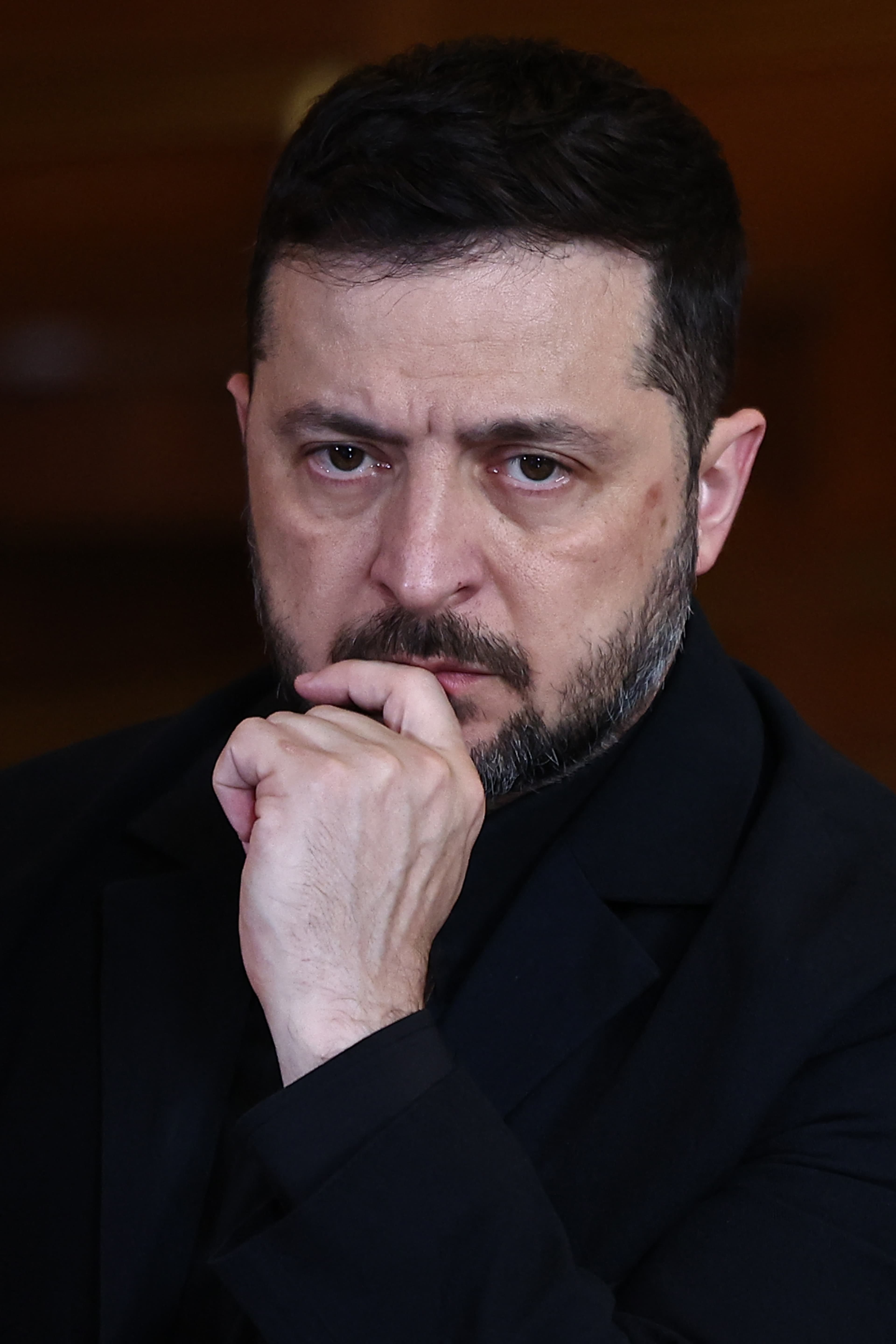 สหรัฐฯ กดดันยูเครนให้ยอมรับข้อเสนอสันติภาพที่ต้องยกดินแดนให้รัสเซีย