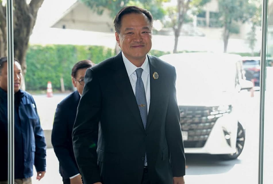 ‘อนุทิน’ เผย ‘กล้าธรรม’ อยู่ในคิวคุย ลุยตั้งรัฐบาล ไม่หวั่น ‘บาร์โค้ดบัตร’ โยน กกต.-ศาล