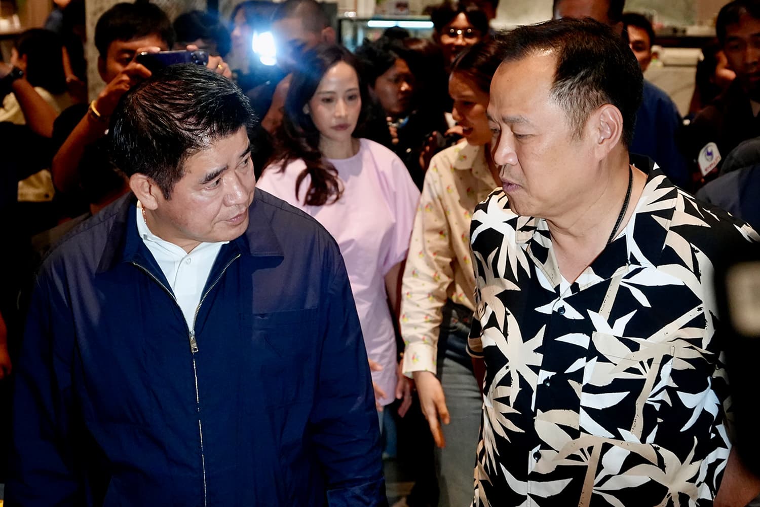 เพื่อนกันไม่มีวันหมดอายุ! ‘อนุทิน’ รักษาไมตรี ‘ธรรมนัส’