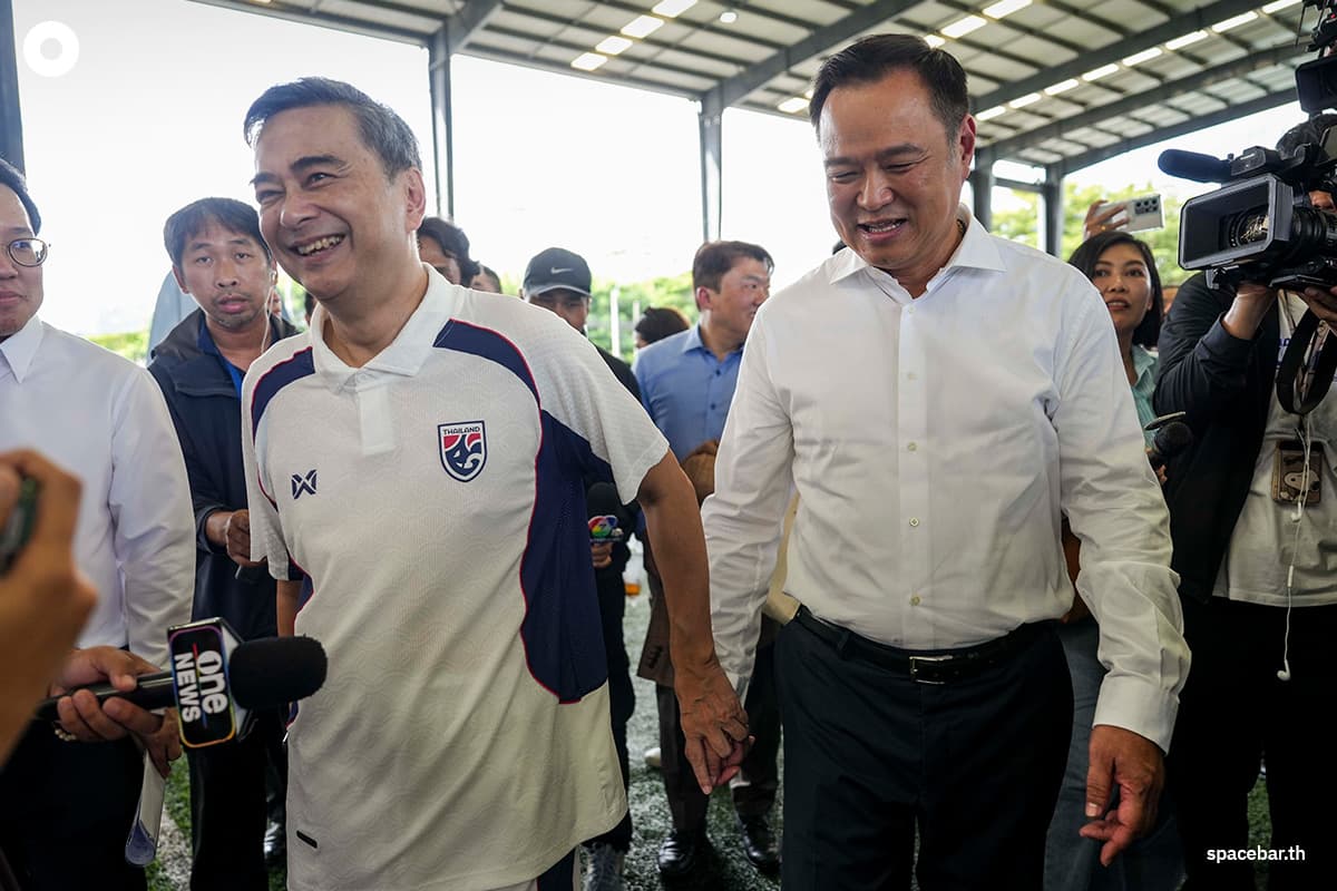 Anutin-the-Prime-Minister-and-abisit-SPACEBAR-Photo07.jpg