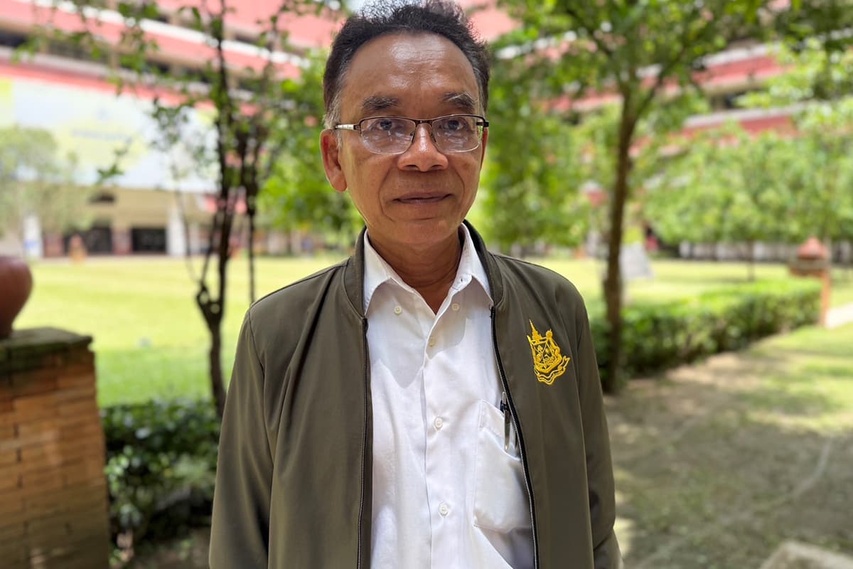 อาวีระ ภัคมาตร์ ผู้อำนวยการสำนักงานสิ่งแวดล้อมและควบคุมมลพิษที่ 1 (เชียงใหม่)