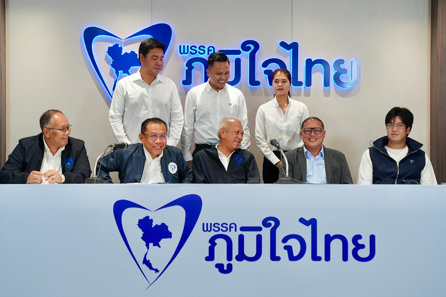 Photo Story : เสริมทัพด้ามขวาน ‘ภท.’ เปิดตัว 3 ‘ผู้สมัคร สส.ภูเก็ต’