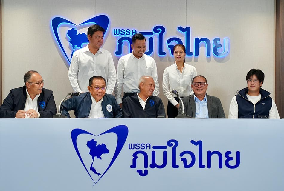 Photo Story : เสริมทัพด้ามขวาน ‘ภท.’ เปิดตัว 3 ‘ผู้สมัคร สส.ภูเก็ต’