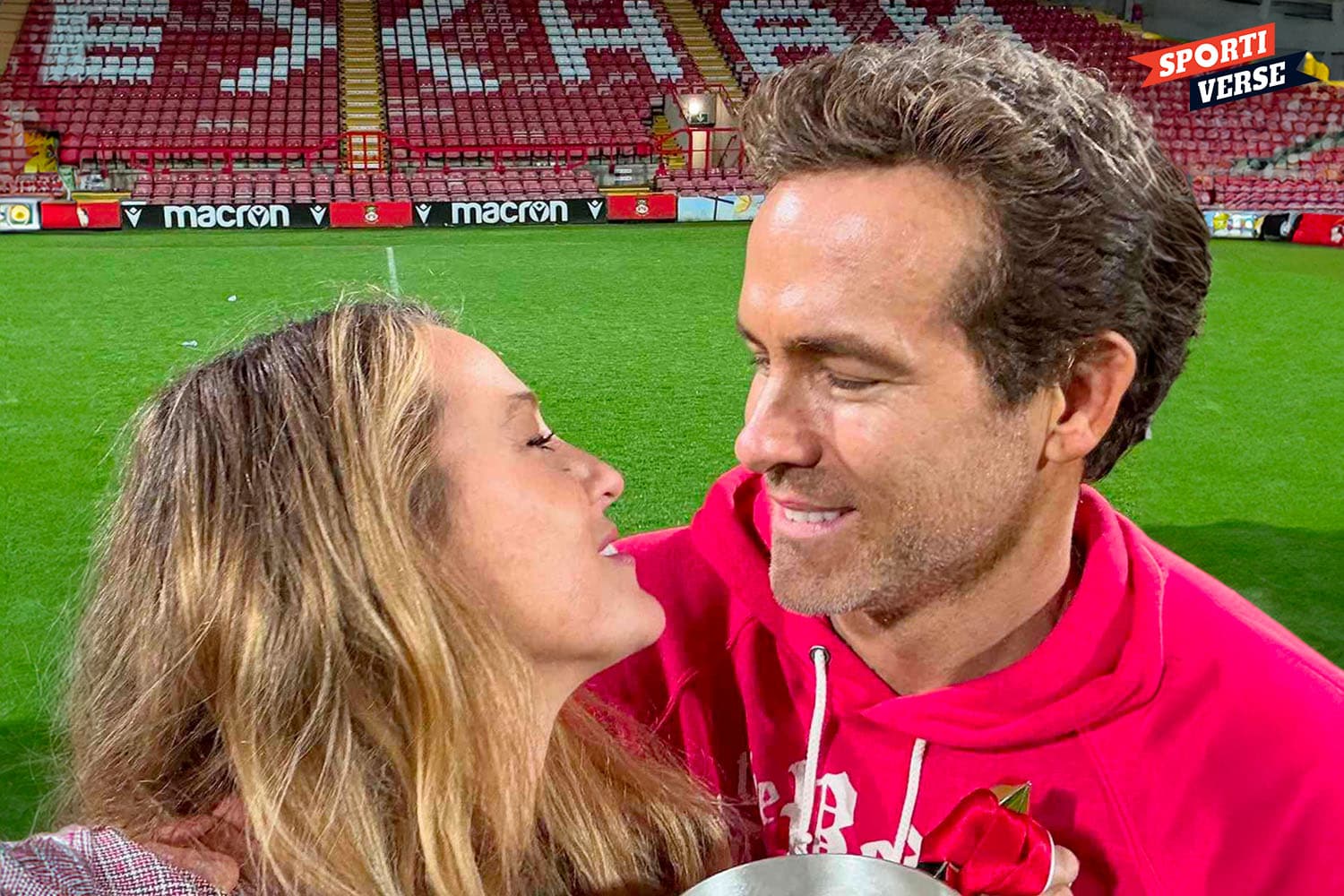 Blake_Lively_Celebrate_Ryan_Reynolds_Wrexham_Football_SPACEBAR_Hero_56b3dcf5b4.jpg