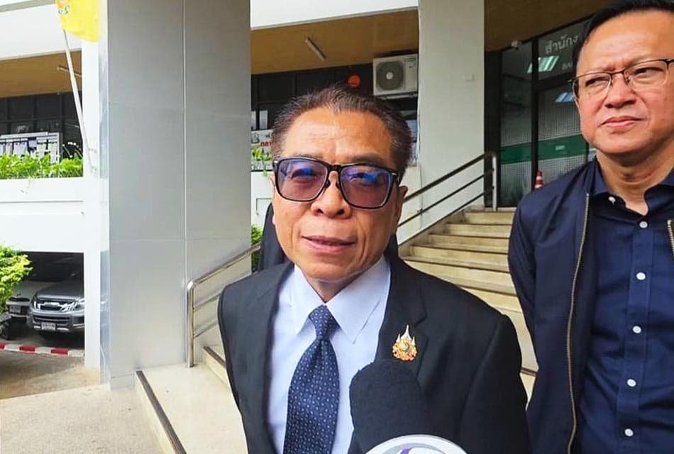 'ตุลาการศาลรัฐธรรมนูญ' เดินเผชิญสืบคดีบาร์โค้ดบนบัตรเลือกตั้ง