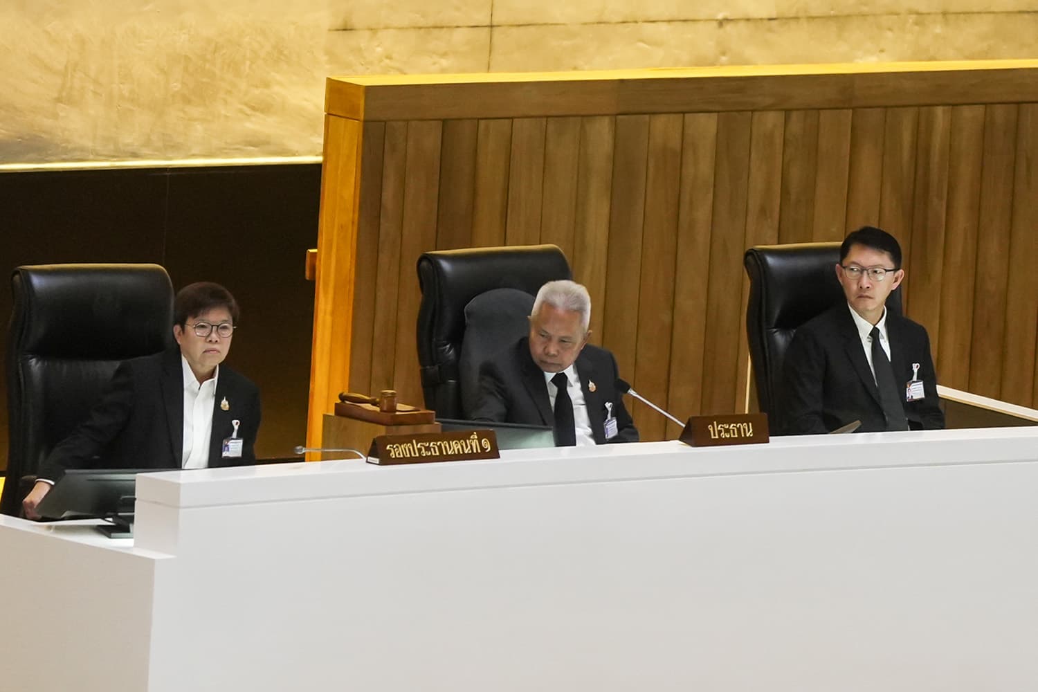 Photo Story : สภาฯ คิกออฟถกงบประมาณปี 2570