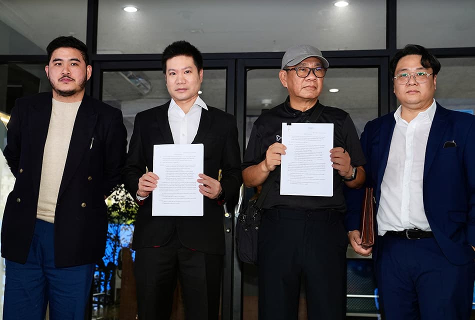 Photo Story 4 ผู้ถูกกล่าวหา คดี 'กกต.' ฟ้องอั้งยี่ พบ 'พงส.กองปราบ' ถามข้อเท็จจริงฟ้องใคร-ข้อหาใด