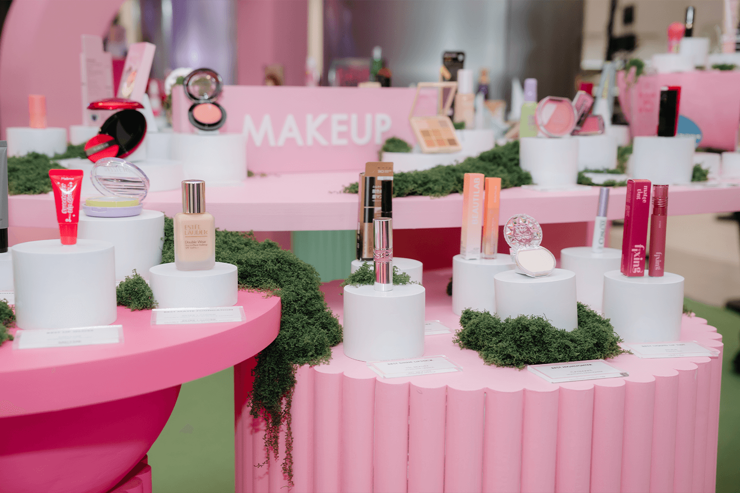 ตอกย้ำบัลลังก์เบอร์ 1! EVEANDBOY จัดงาน 'BEST SELLING AWARDS 2025' ฉลองปีที่ 6 เวทีประกาศรางวัลที่ยิ่งใหญ่ที่สุดของไทย