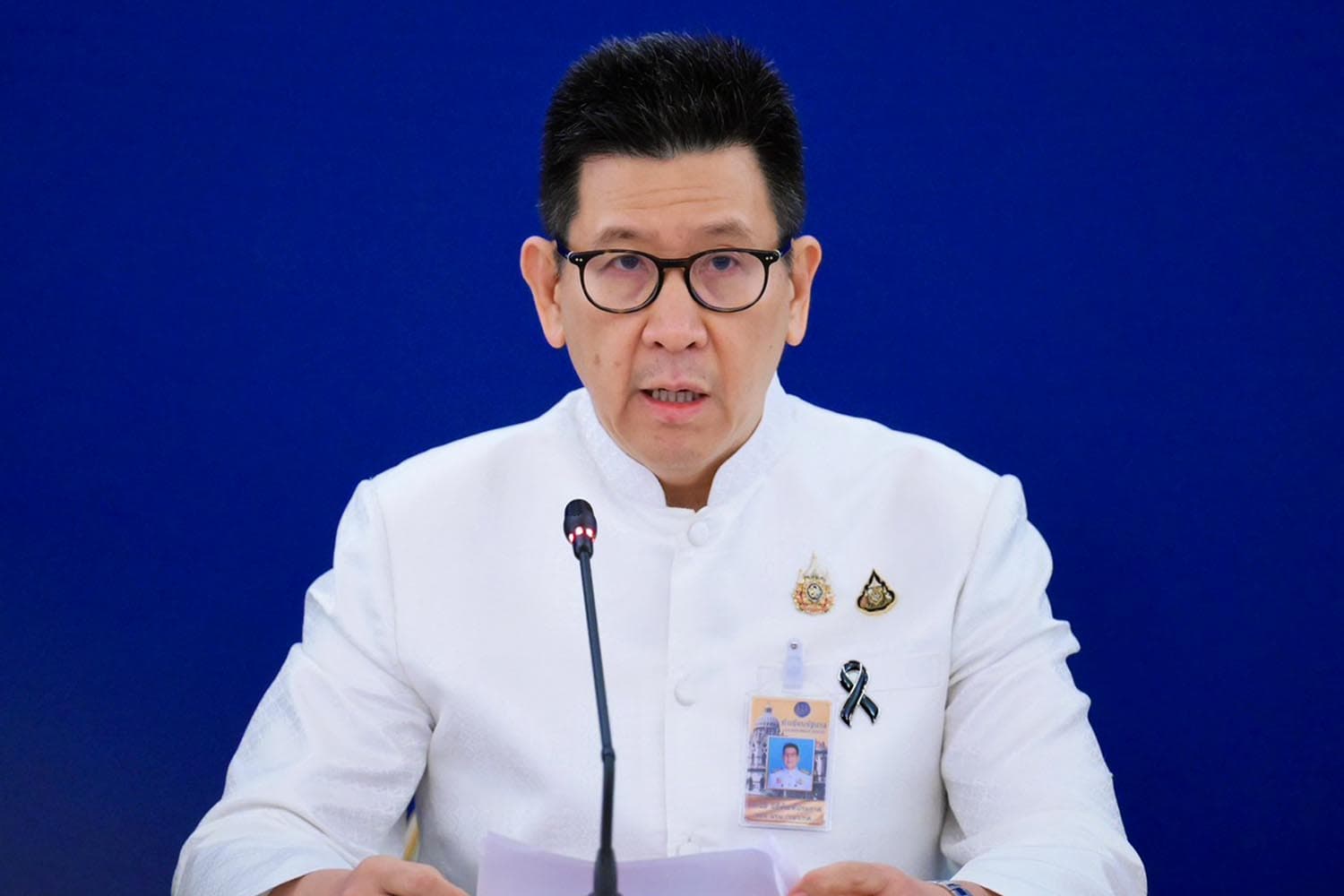 'คลัง' ทุ่มงบอุดหนุนขนส่ง สั่งเบรกงบดูงาน ตปท. รับมือวิกฤตโลก