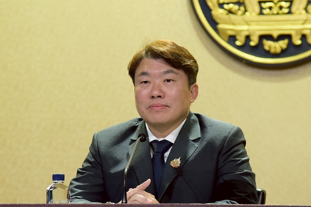 Half-Price-Plus- scheme-helped-circulate-8.4-billion-baht-SPACEBAR-Photo01.jpg