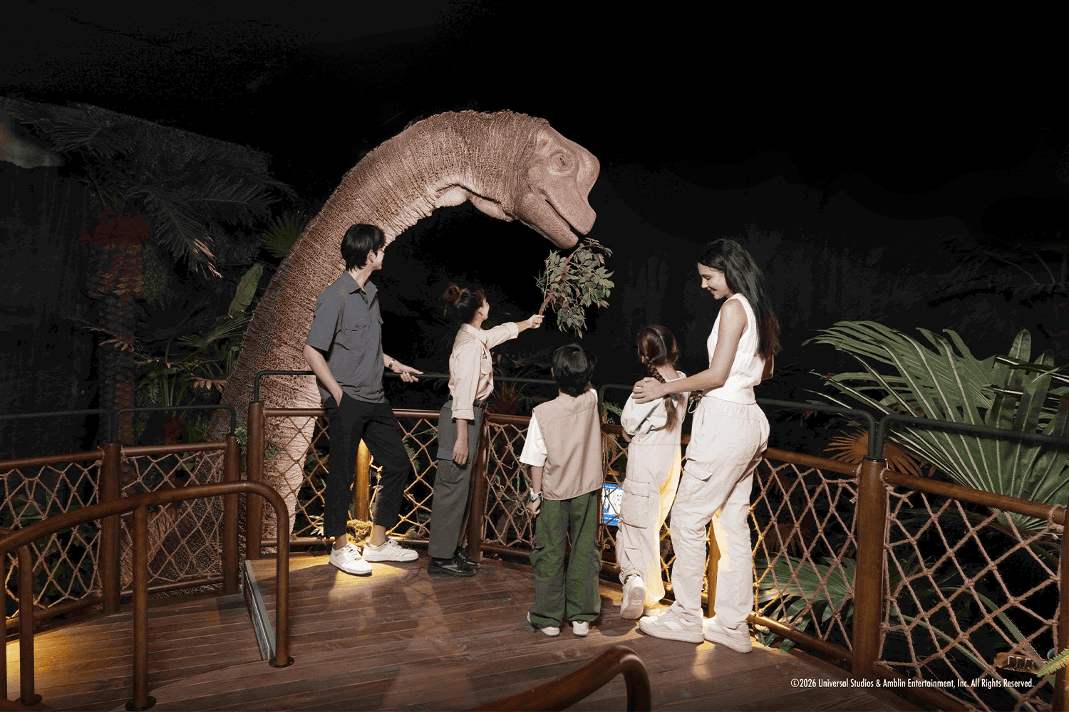 PhotoStory-Jurassic World: The Experience ฉลอง 1 ปี ปรากฏการณ์ระดับโลกจะกึกก้องริมน้ำเจ้าพระยา