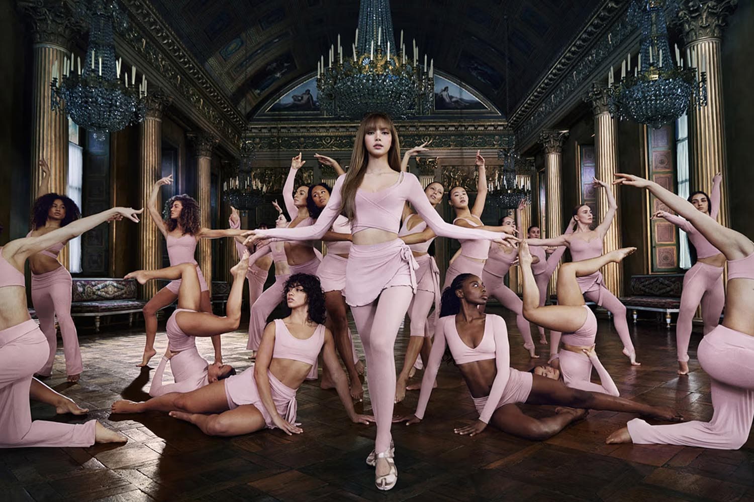 เธอมันเลิศจริงๆ! LISA x NikeSKIMS เปิดตัวคอลฯ Spring ‘26