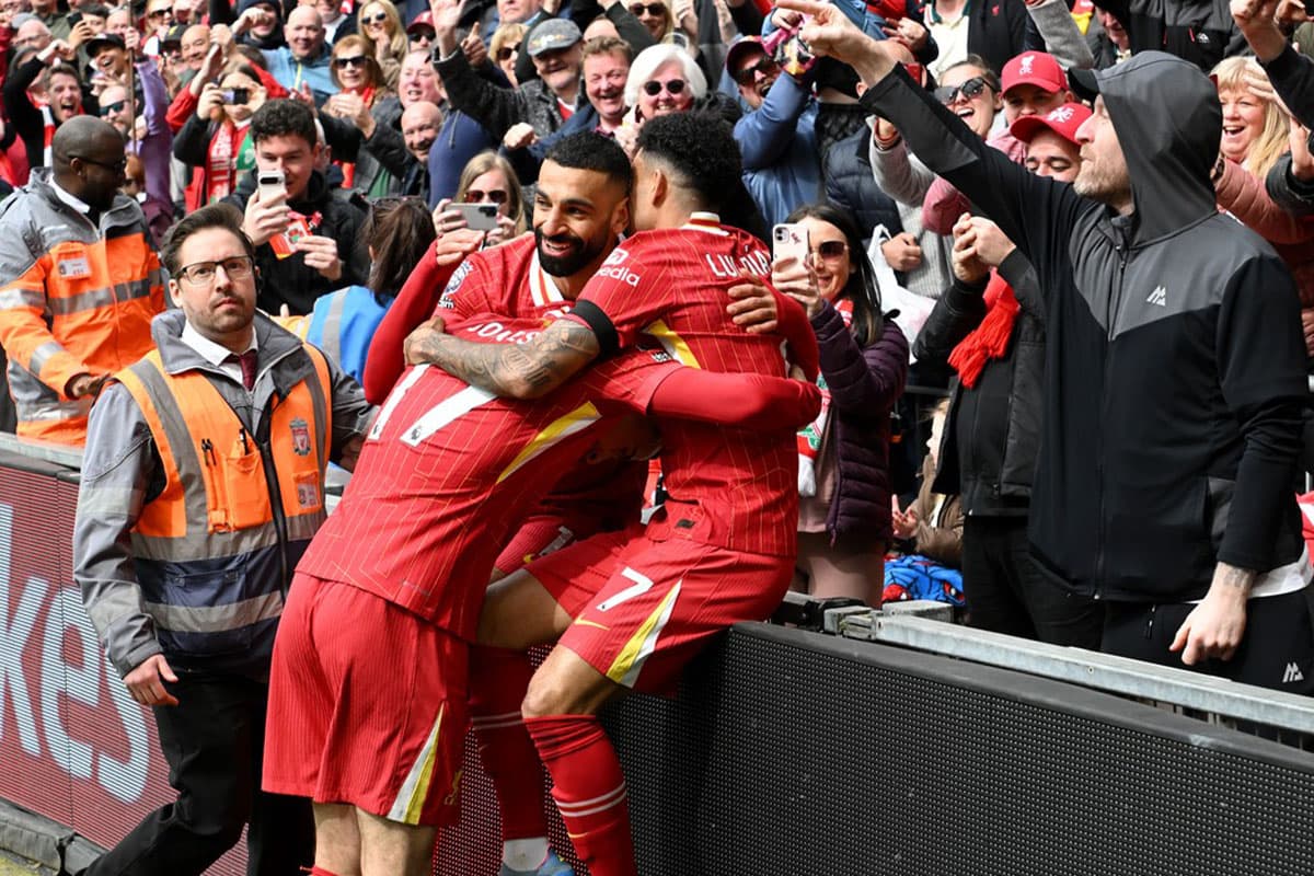 LIVERPOOL_PREMIER_LEAGUE_2024_2025_SPACEBAR_Photo01_c328b65cac.jpg