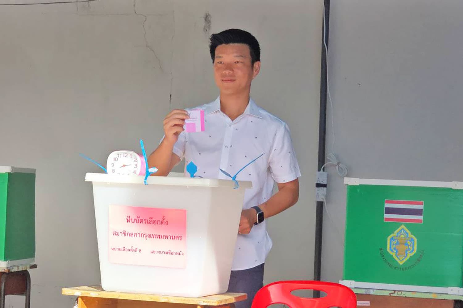 ‘เท้ง’ มั่นใจผลงานพรรค ลั่นพร้อมรับทุกผลเลือกตั้ง 'สนามกทม.'