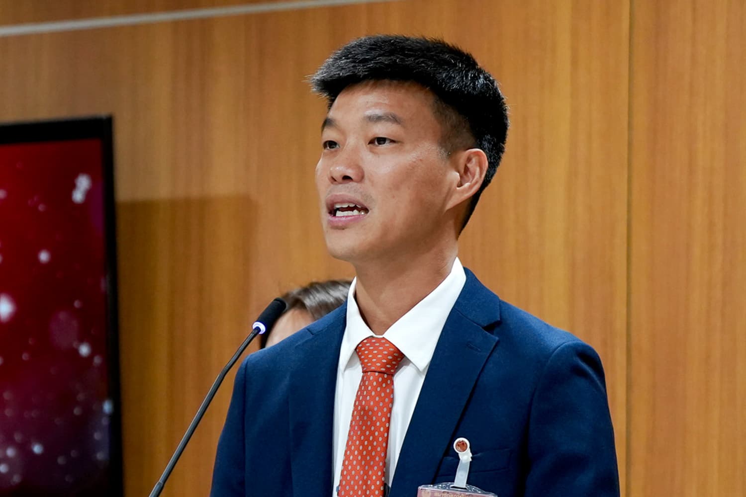 'ณัฐพงษ์' ตั้งคำถาม 'ป.ป.ช.' ส่ออุ้มคดี 'ศักดิ์สยาม' แต่คดี '44 สส.' ทำอีกแบบ