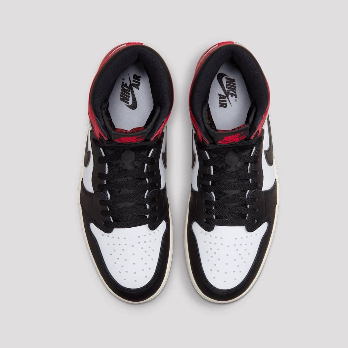 Nike_Air_Jordan_1_High_OG_Black_Toe_Reimagined_SPACEBAR_Photo_SQ_03_ad27dabef7.jpg