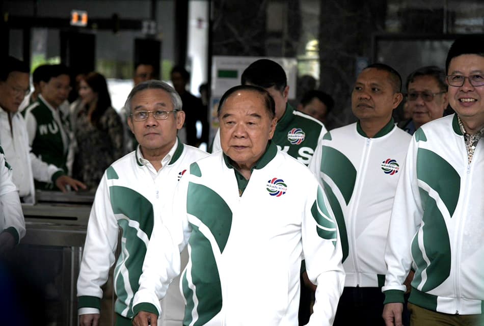 ‘ประวิตร’ นำหัวแถว เปิดตัว ‘32 ว่าที่ผู้สมัครฯ พปชร.’