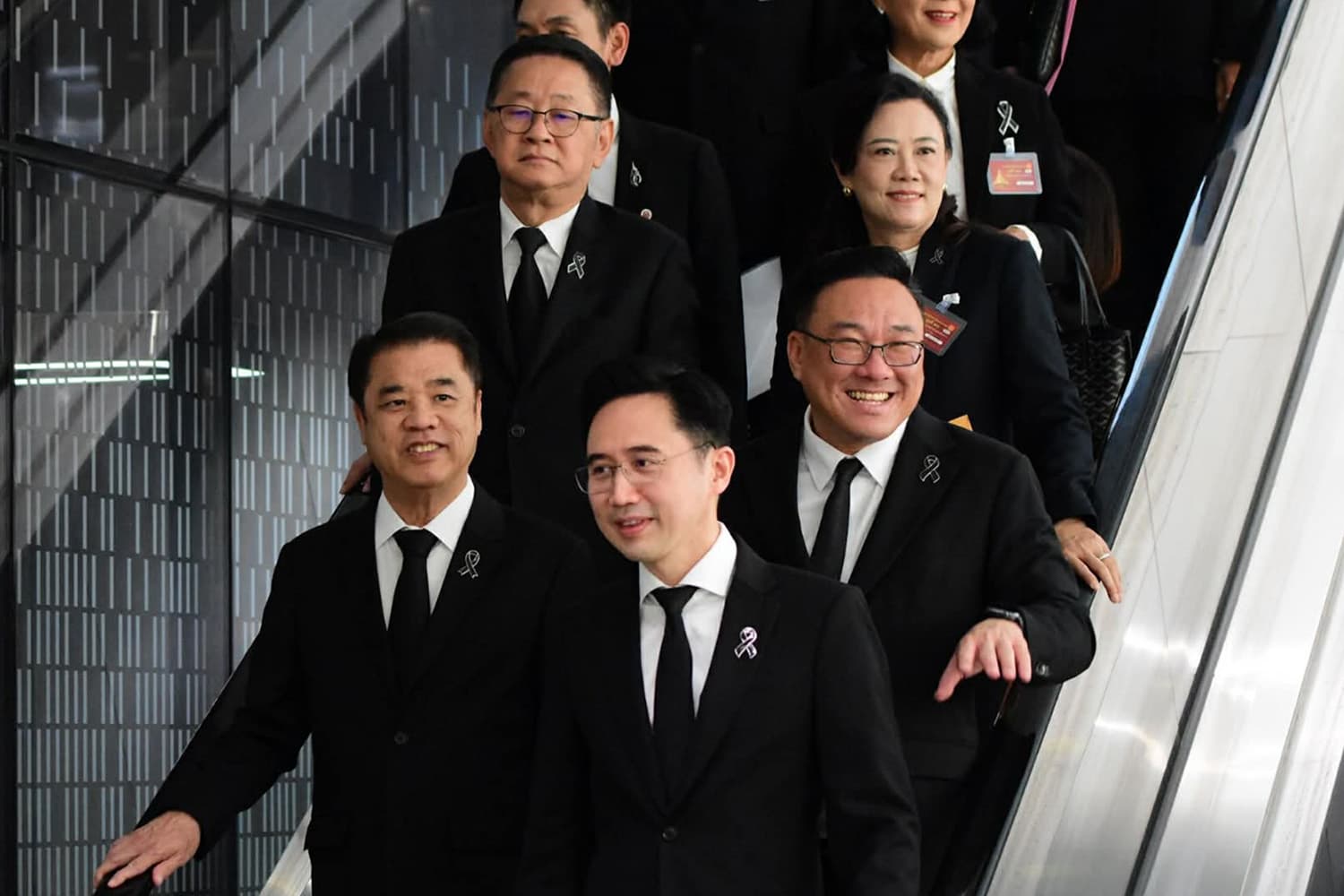 ไร้คลื่นใต้น้ำ ‘เพื่อไทย’ การันตี ‘สมศักดิ์-สุริยะ-ประเสริฐ’ โต้ข่าว ‘ภูมิใจไทย’ ตีตก รมต.