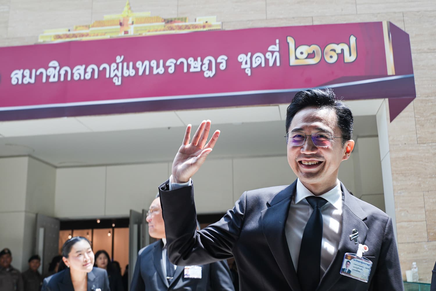 ‘เพื่อไทย’ รอ ‘ภูมิใจไทย’ เคลียร์โผ ครม. ลั่น รอง ปธ.สภาฯ คนที่ 2 โควต้า ‘เพื่อไทย’