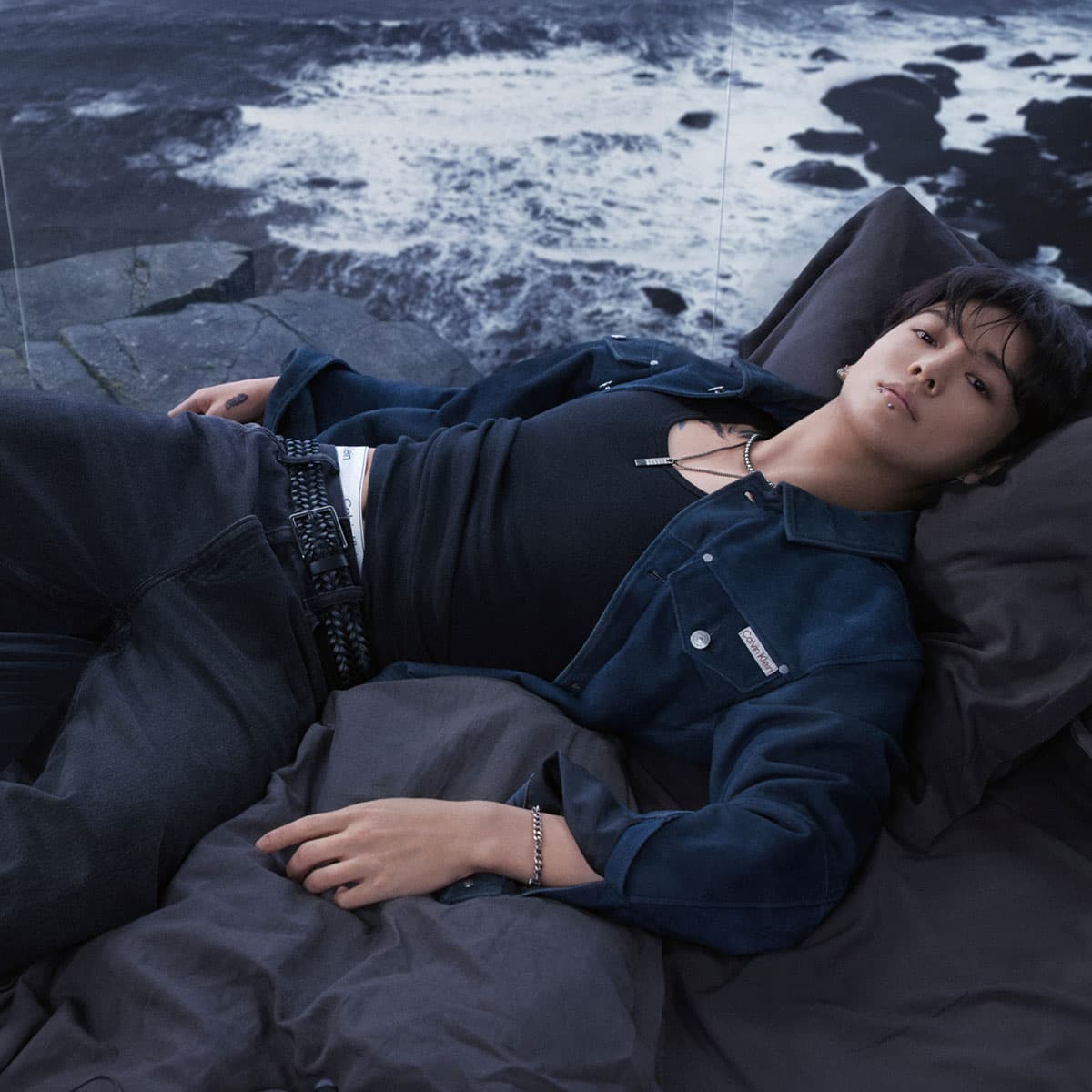 Photo-Story-Jung-Kook-Calvin-Klein-SPACEBAR-Photo_SQ03.jpg