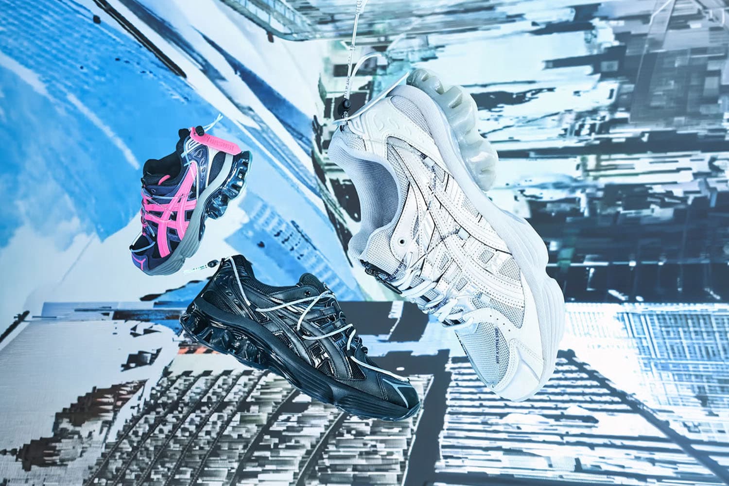 คอลแลบฯ ที่รอคอย! รวมภาพสวยๆ จาก YOASOBI x ASICS