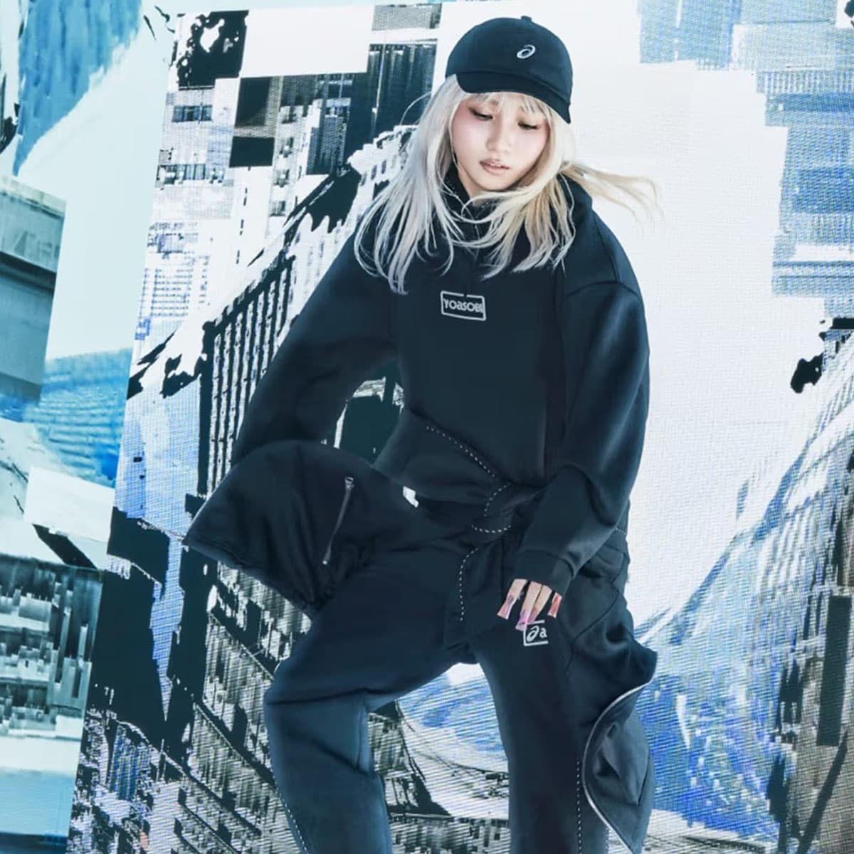 Photo-Story-YOASOBI-x-ASICS-SPACEBAR-Photo_SQ02.jpg