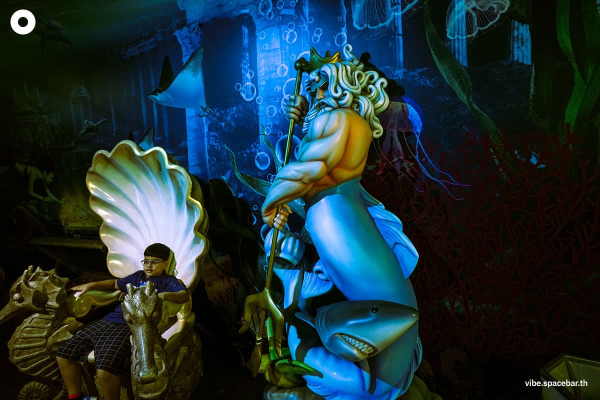 Photo_story_Sea_life_bangkok_new_8_sharks_SPACEBAR_Photo08_4461cccba3.jpg