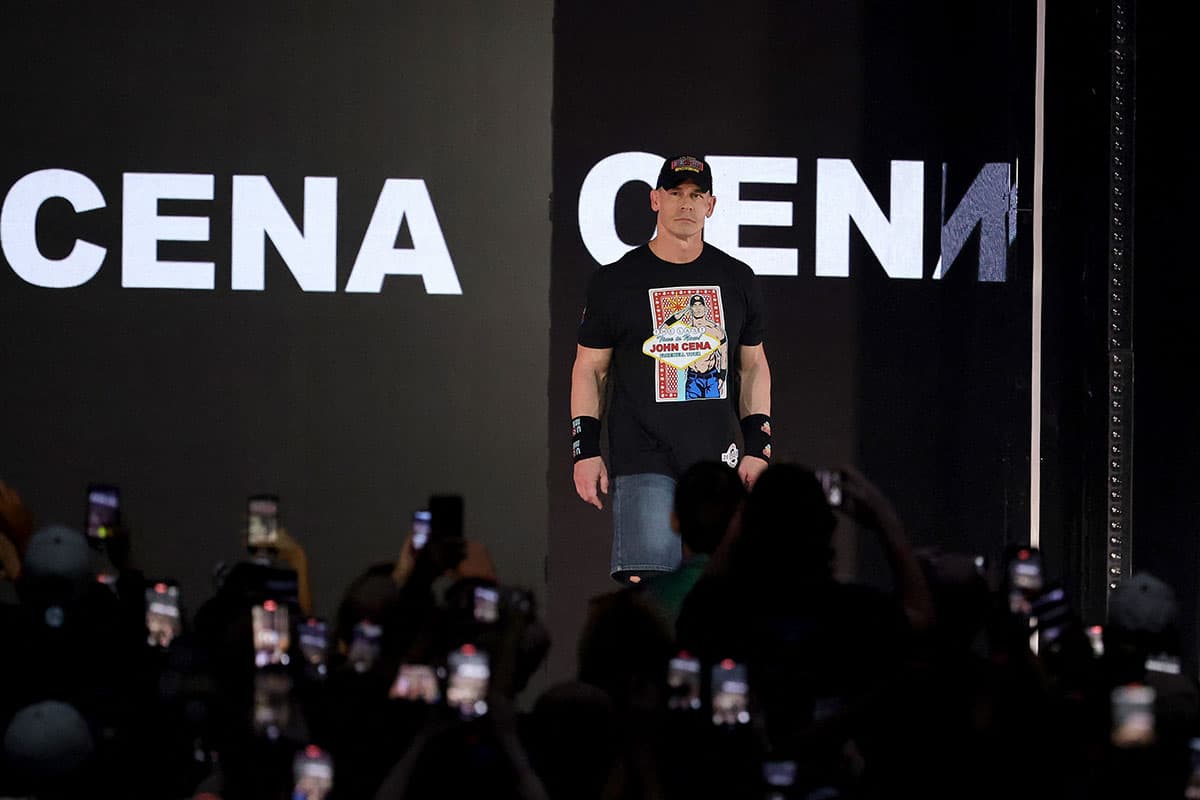 Photo_story_and_review_Wrestle_Mania_41_Night_2_SPACEBAR_Photo07_781e696c11.jpg