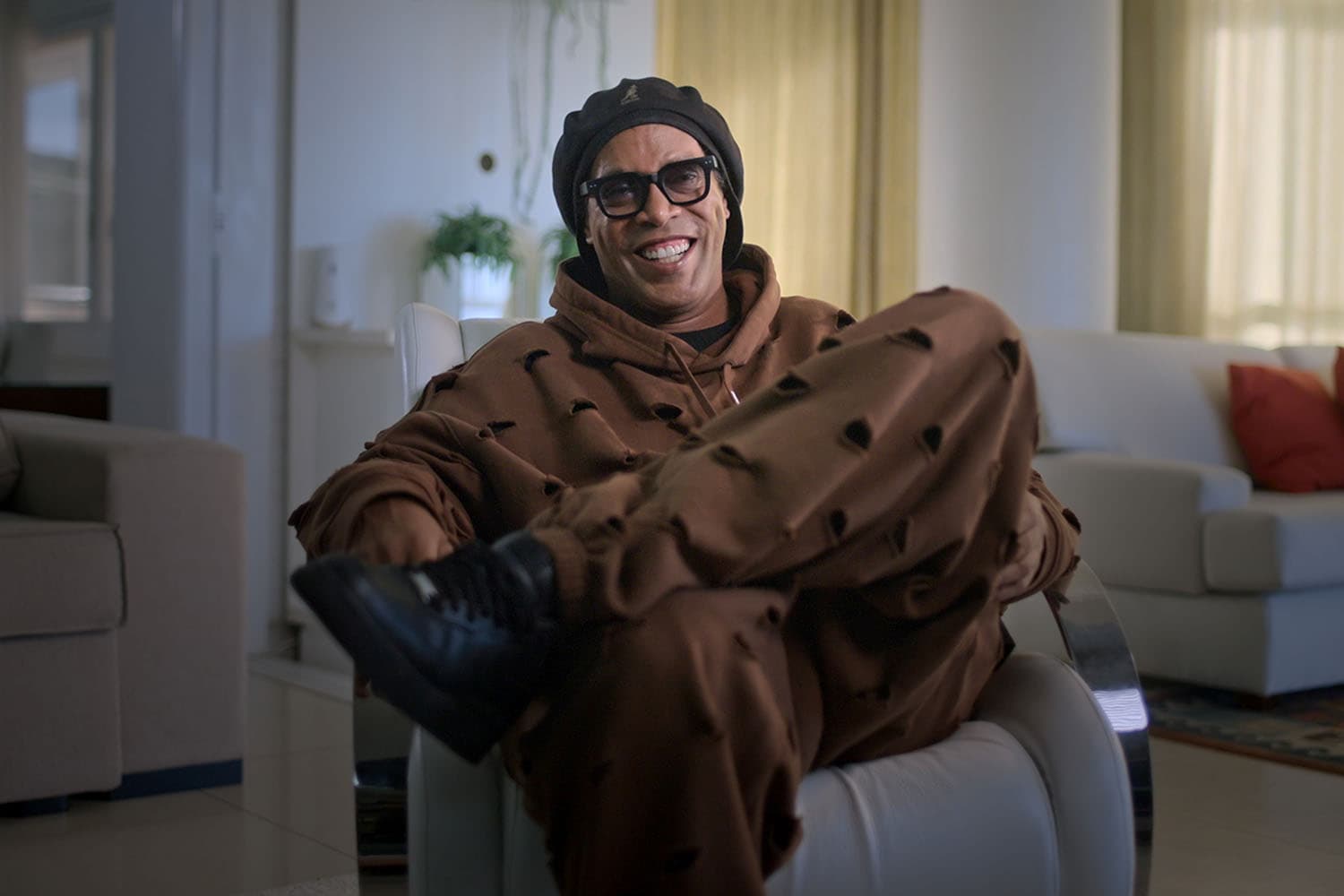 เหยินน้อยมาแล้ว! Netflix ปล่อยตัวอย่างสารคดี Ronaldinho: The One and Only