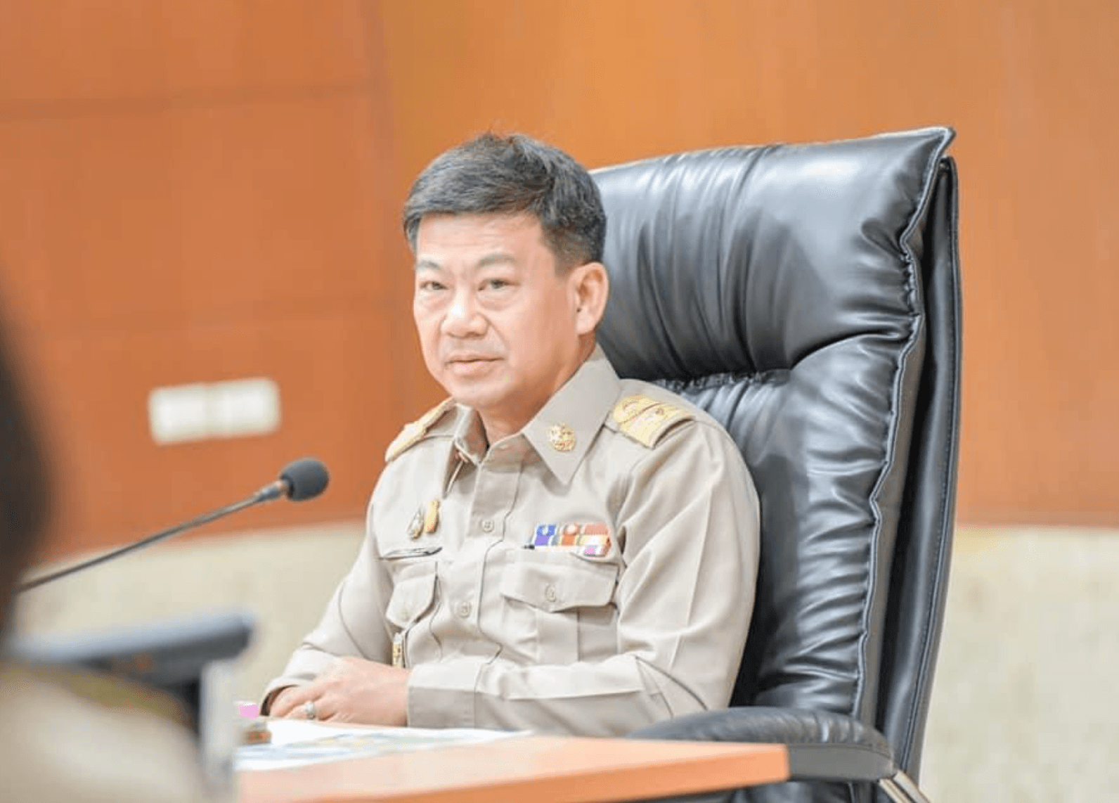 ปริญญา โพธิสัตย์ ผู้ว่า ฯ สระแก้วได้ต่ออายุ 1 ปี คนที่จัดอีเว้นท์ตอบโต้กัมพูชา จนเข้าตาลุงภูมิ