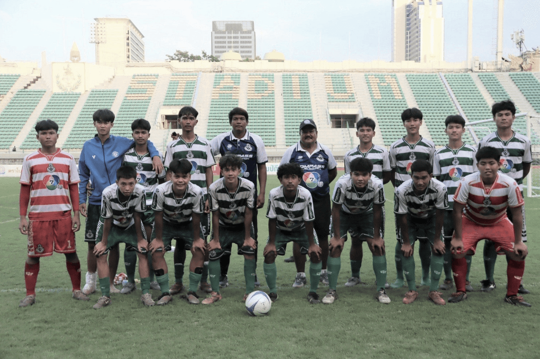 ทีมโรงเรียนหมอนทองวิทยา กับกระแสที่มาแรงปลุกความฝันฟุตบอลไทยอีกครั้ง 