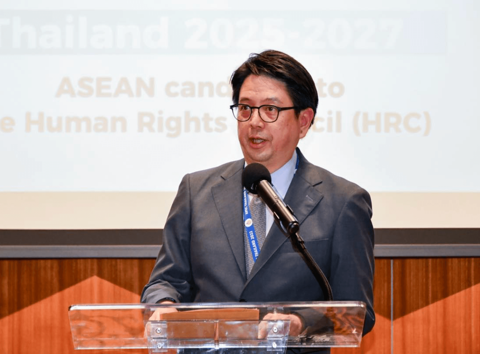 ‘เชิดชาย ใช้ไววิทย์’ เอกอัครราชทูตผู้แทนถาวรไทย ประจำสหประชาชาติ ณ นครนิวยอร์ก ตอบโต้ข้อมูลเท็จลวงโลกของกัมพูชาบนเวทียูเอ็น 