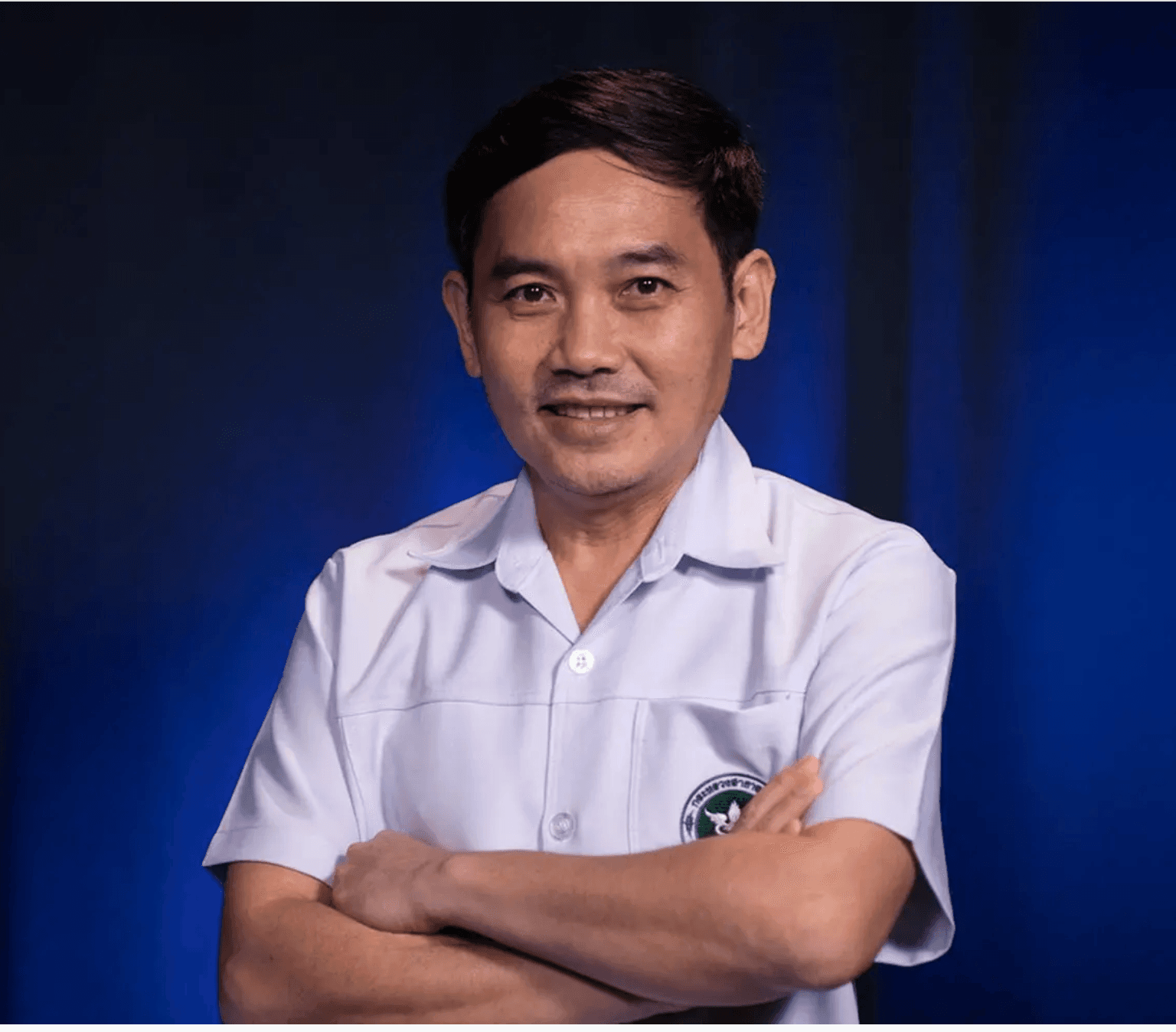 นพ.สุภัทร ฮาสุวรรณกิจ ถอดเสื้อกาวน์มาใส่เสื้อสีส้ม ลงเลือกตั้งที่สงขลา  