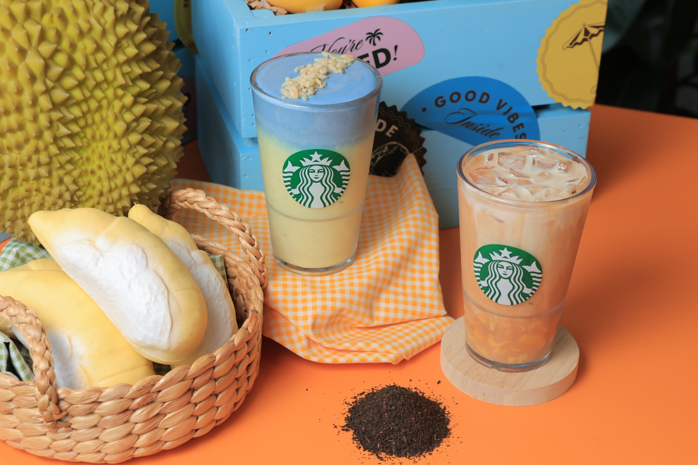 Starbucks Press Conference003.jpg