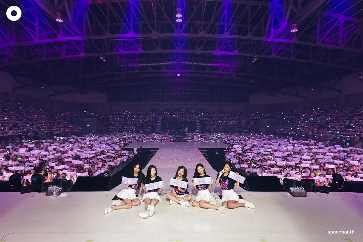 THINK_THING_ITZY_First_World_Tour_SPACEBAR_Photo05_69e9aaa4a4.jpeg