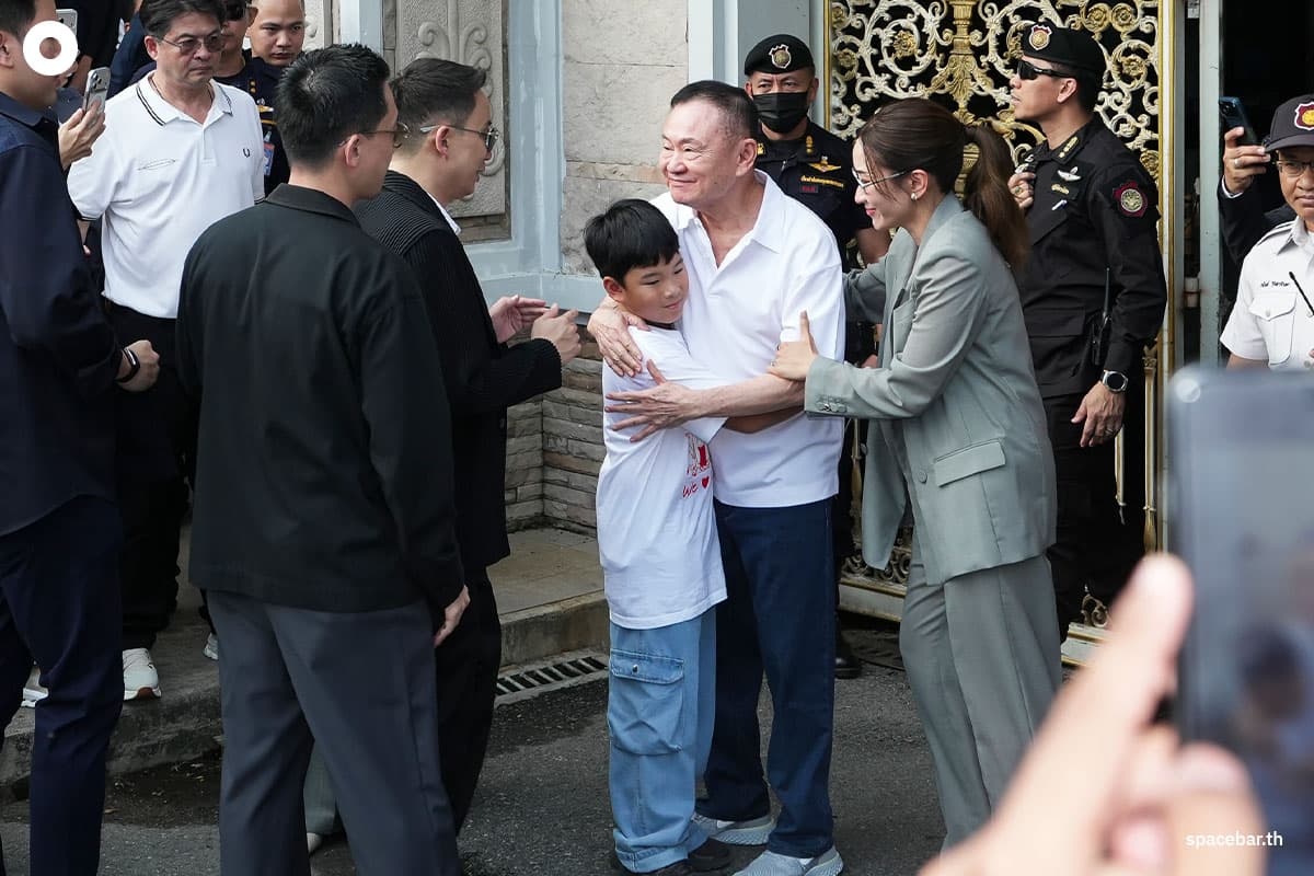 Thaksin-11May26-SPACEBAR-Photo06.jpg