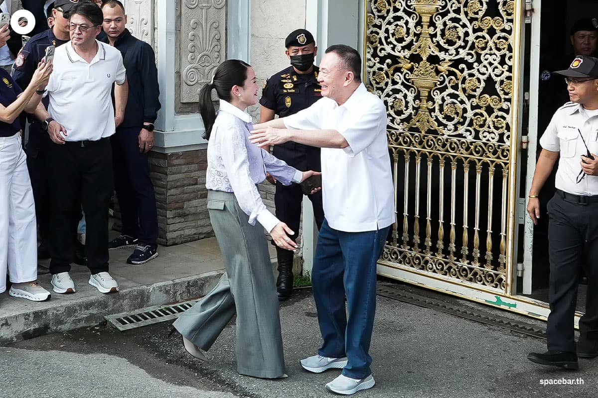 Thaksin-11May26-SPACEBAR-Photo08.jpg