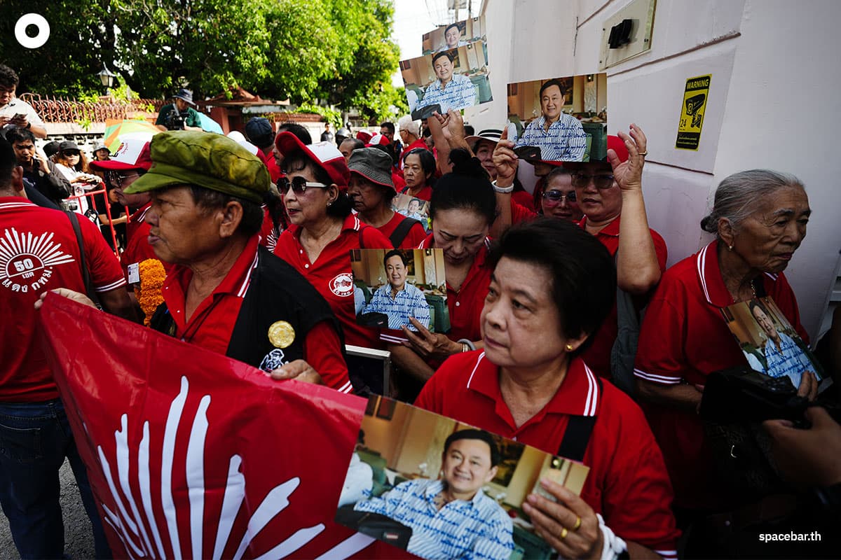 Thaksin-Back-Home-11May26-SPACEBAR-Photo02 (1).jpg
