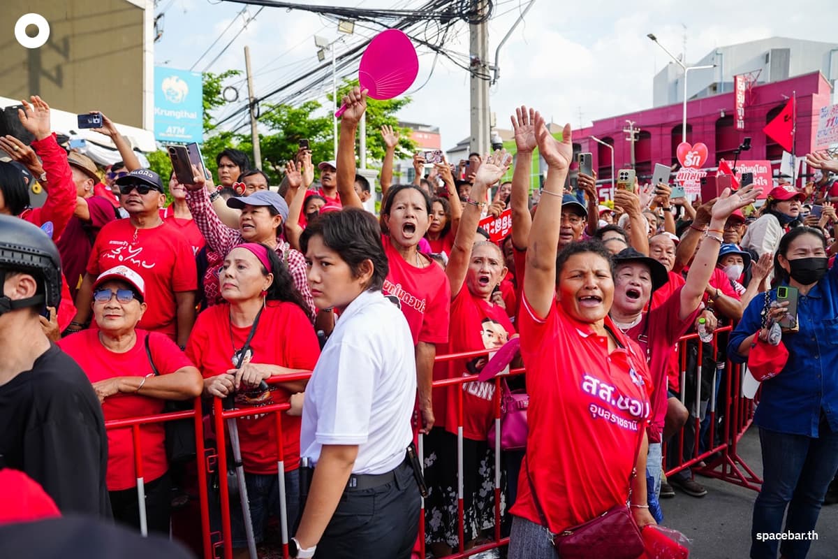 Thaksin-Red-Shirt-11May26-SPACEBAR-Photo01.jpg