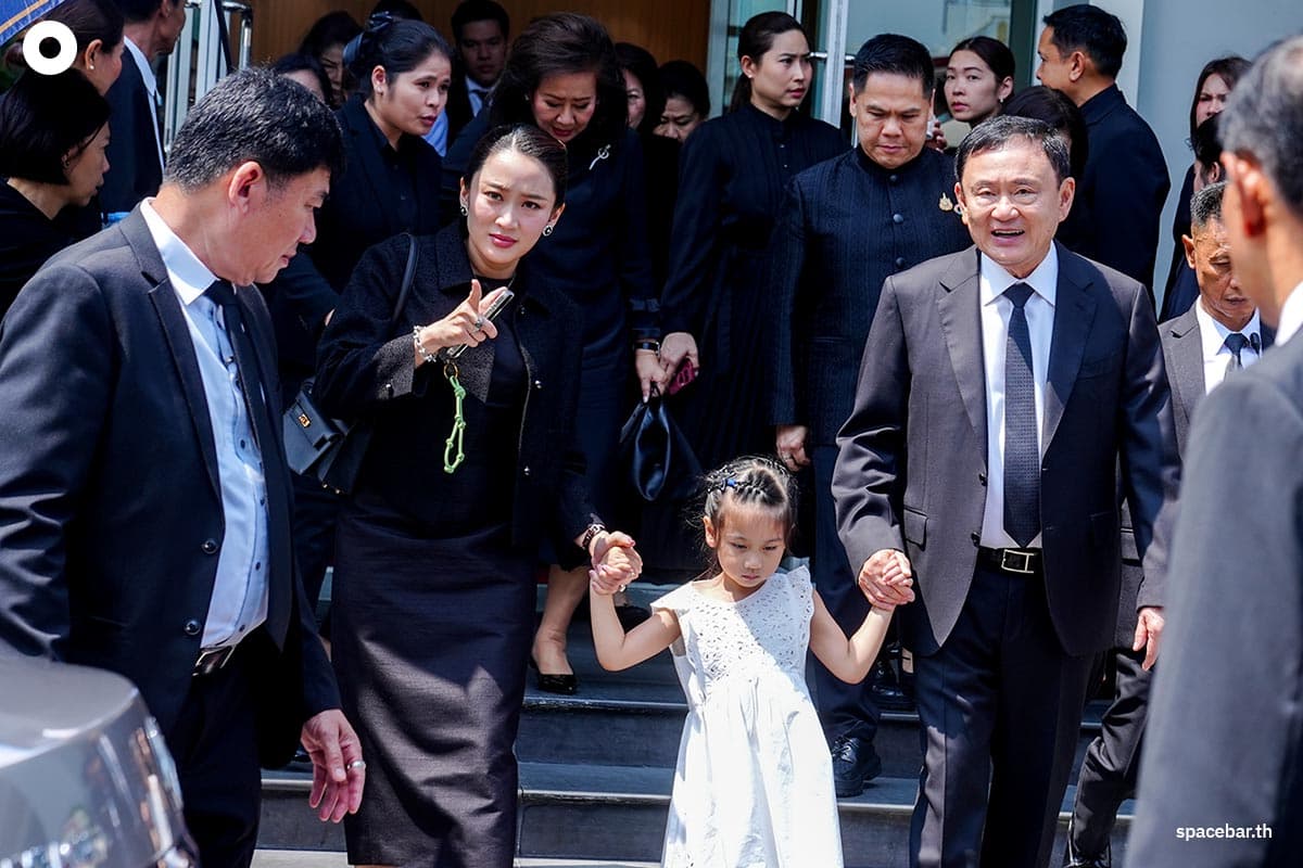 Thaksin_Paetongtarn_Potjaman_SPACEBAR_Photo00_56b7a8c28e.jpg