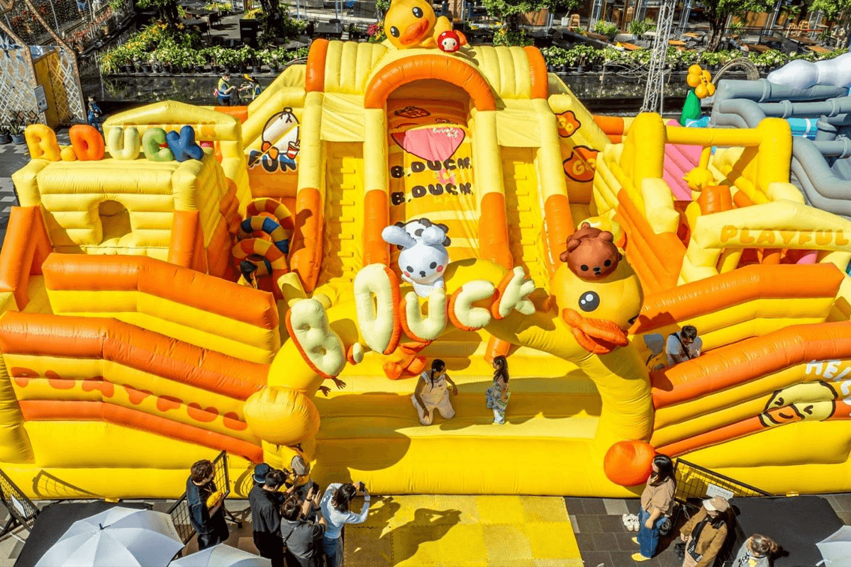 PhotoStory-“น้องเกล” ควง “แม่ชม” ฉลองวันเด็กกับ “The Iconic Children’s Playground 2026: Funtastic Playland” ที่ไอคอนสยาม