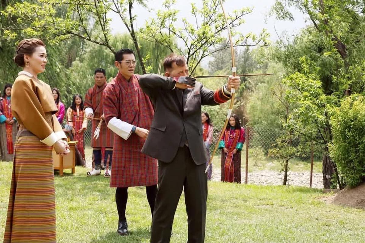 The_King_and_Queen_visit_Bhutan_SPACEBAR_Photo01_fc3ad999c7.jpg