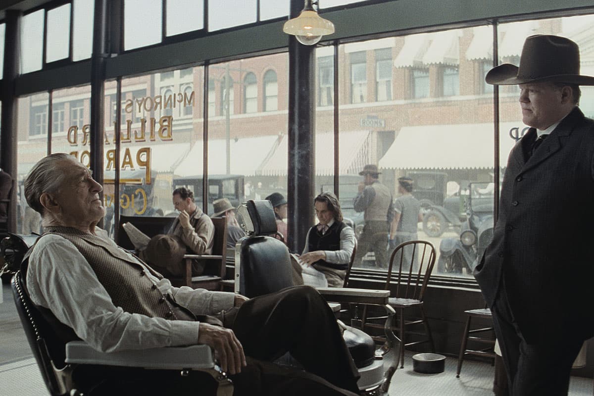 VIBE_REVIEW_KILLERS_OF_THE_FLOWER_MOON_SPACEBAR_Photo03_630cf6872c.jpg