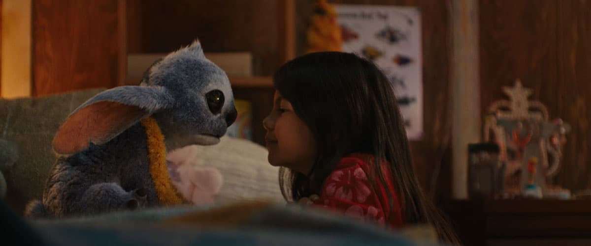 Vibe-Review-LILO-AND-STICH-LIVE-ACTION-THE-MOVIE-SPACEBAR-Photo02.jpg