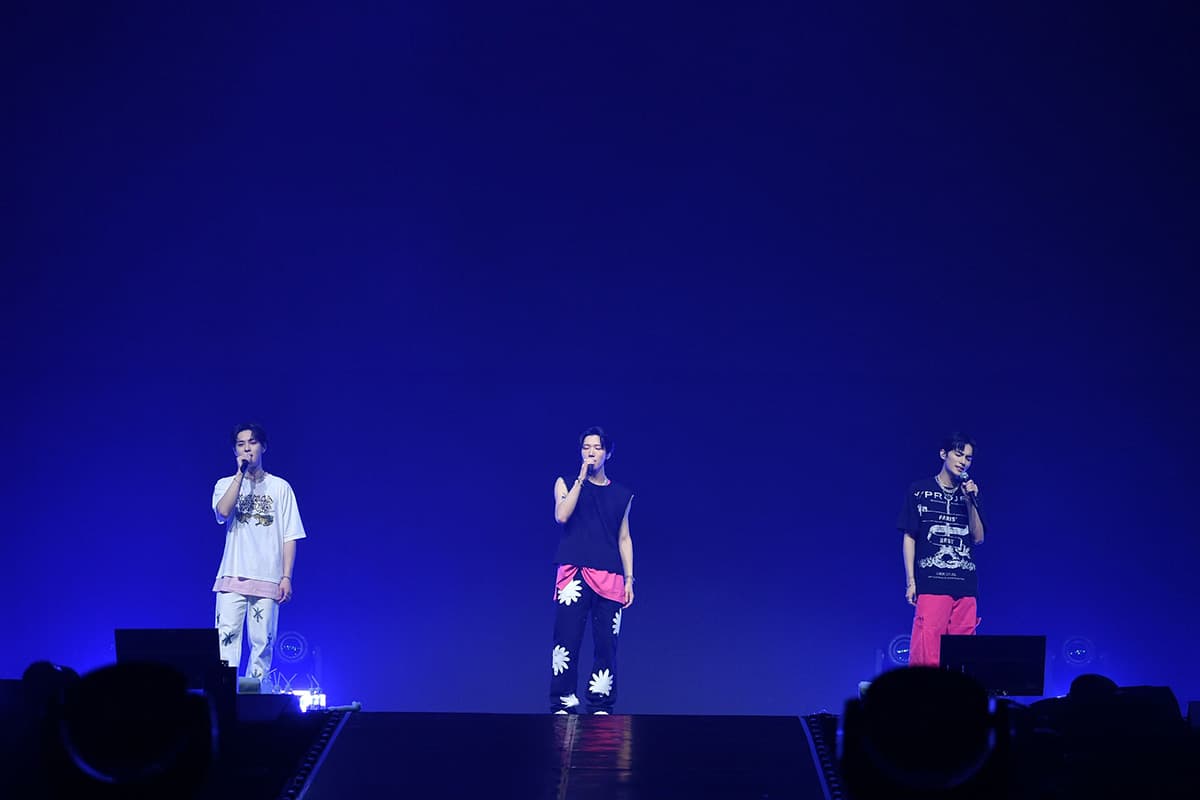 Way_V_Fanmeeting_Tour_Phantom_in_BANGKOK_2023_SPACEBAR_Photo03_577113775a.jpeg
