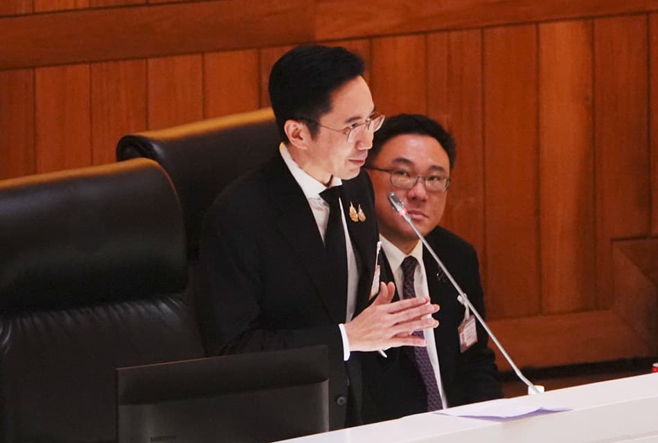 ‘ยศชนัน‘ ลุกแจงครั้งแรกในสภา พร้อมทำหน้าที่ให้ดีสุด