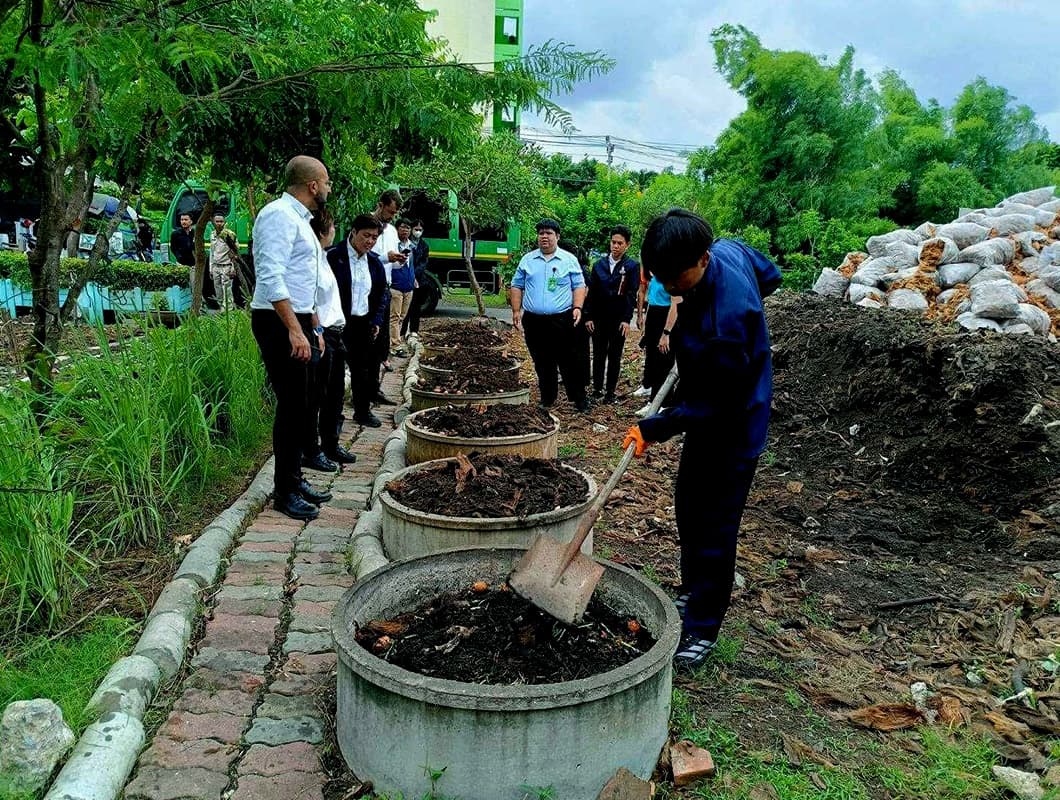 ai-helps-bangkok-sort-waste-for-sustainability-SPACEBAR-Photo04.jpg