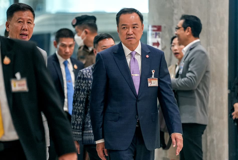 ‘อนุทิน’ เบรคไอเดีย ‘บิ๊กเล็ก’ เมืองคู่แฝด ‘หนองจาน-บันเตียเมียนเจย’ บอกไม่รู้จะตอบยังไง หลังโดนจวกปม ‘คนละครึ่ง’